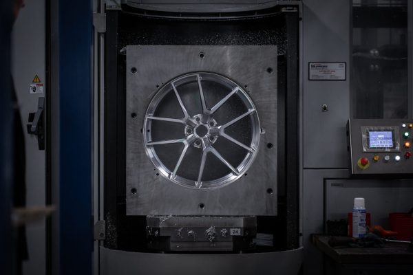 TH-1 by HRE - Image 12