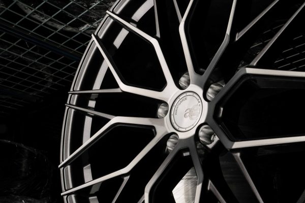 Avante Garde M520-R - Image 28