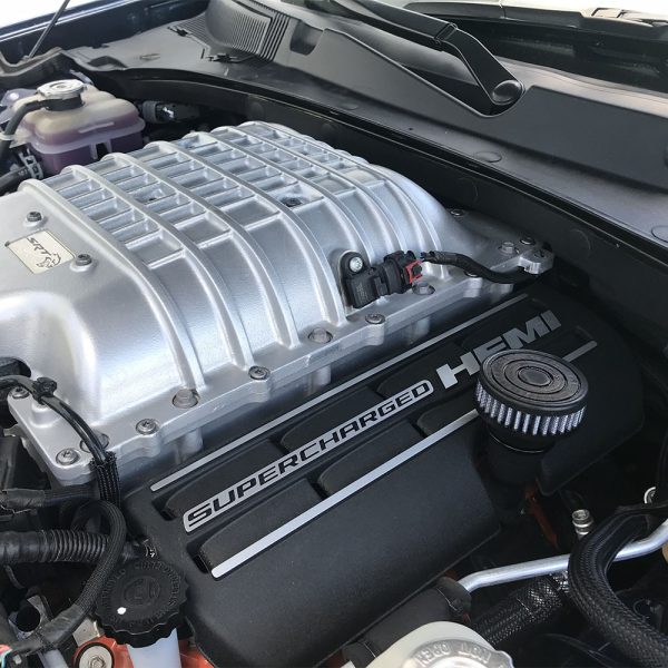 Alternative view of UPR Billet One Way Valve Cover Crank Case Breather Kit (Hellcat, Demon, Redeye)