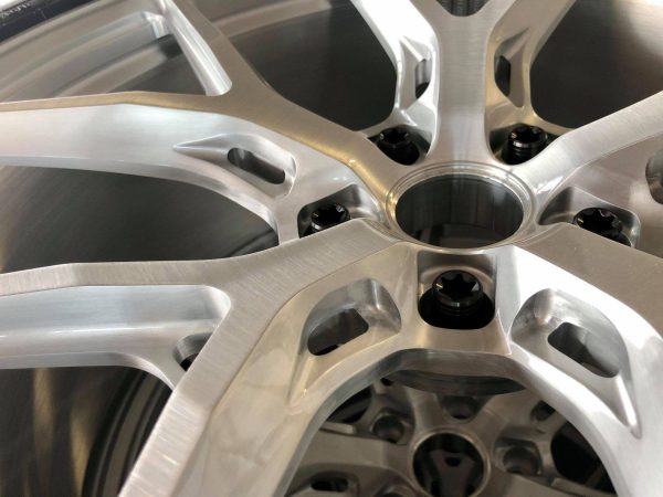 14x1.5 Inside Key Lug Nuts (Titanium) - Image 9