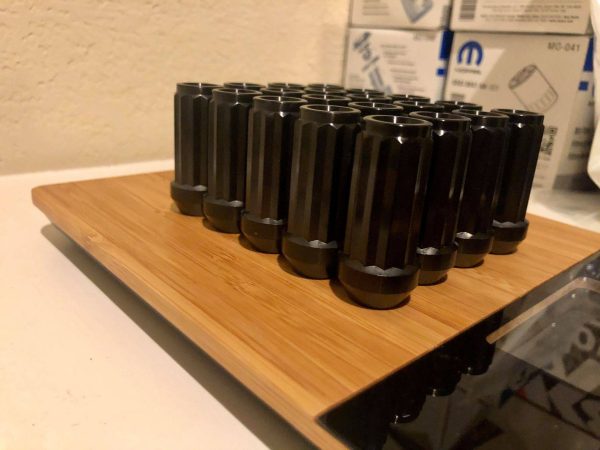Alternative view of 14x1.5 Lug Nuts (Titanium)
