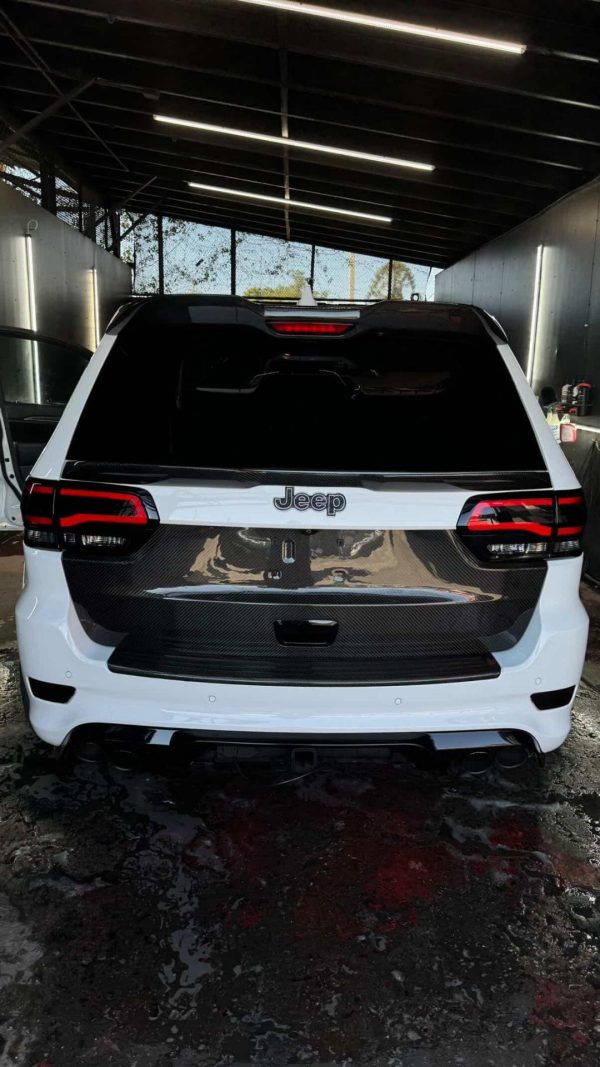 Carbon Fiber Rear Race Hatch (Jeep SRT/Trackhawk) RACECARBON - Image 2