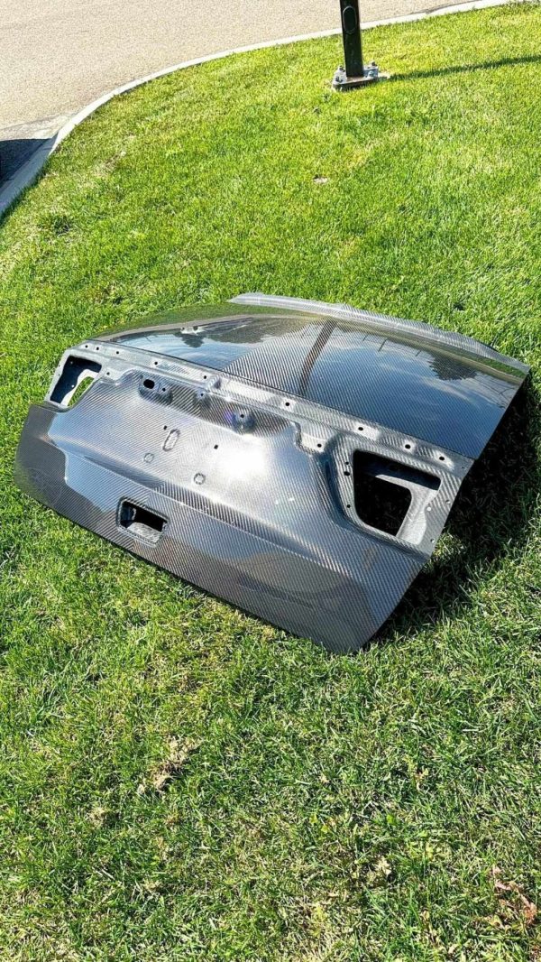 Carbon Fiber Rear Race Hatch (Jeep SRT/Trackhawk) RACECARBON - Image 14