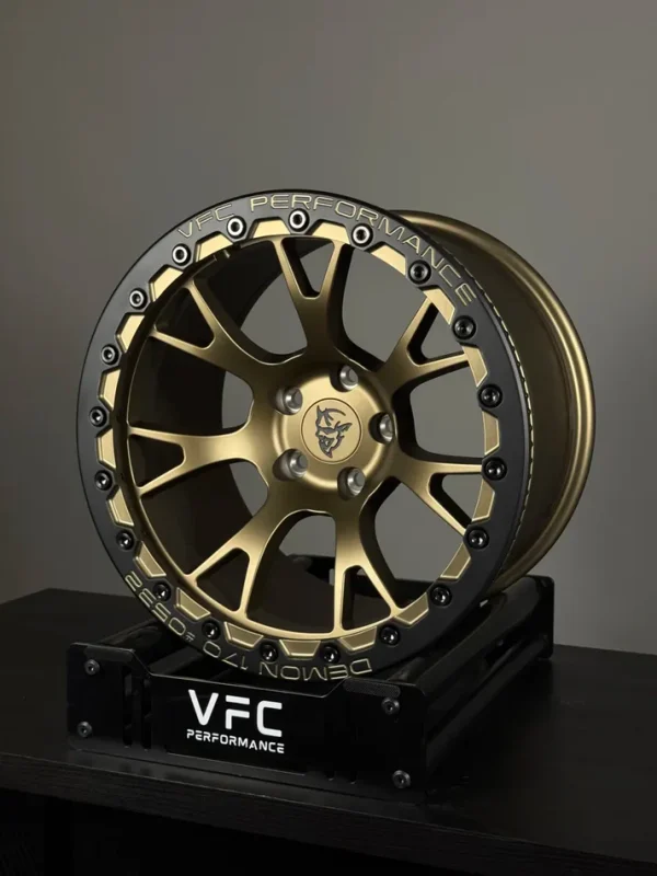Alternative view of VFC Performance STR-1