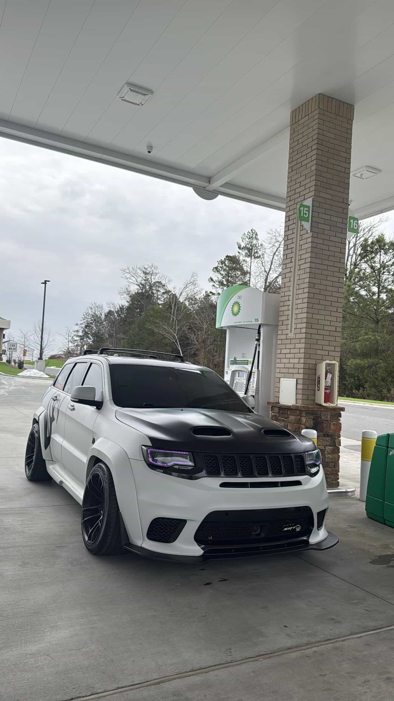 Fender Flare Wide Body Kit (Jeep SRT / Trackhawk) Installed Package - Image 6