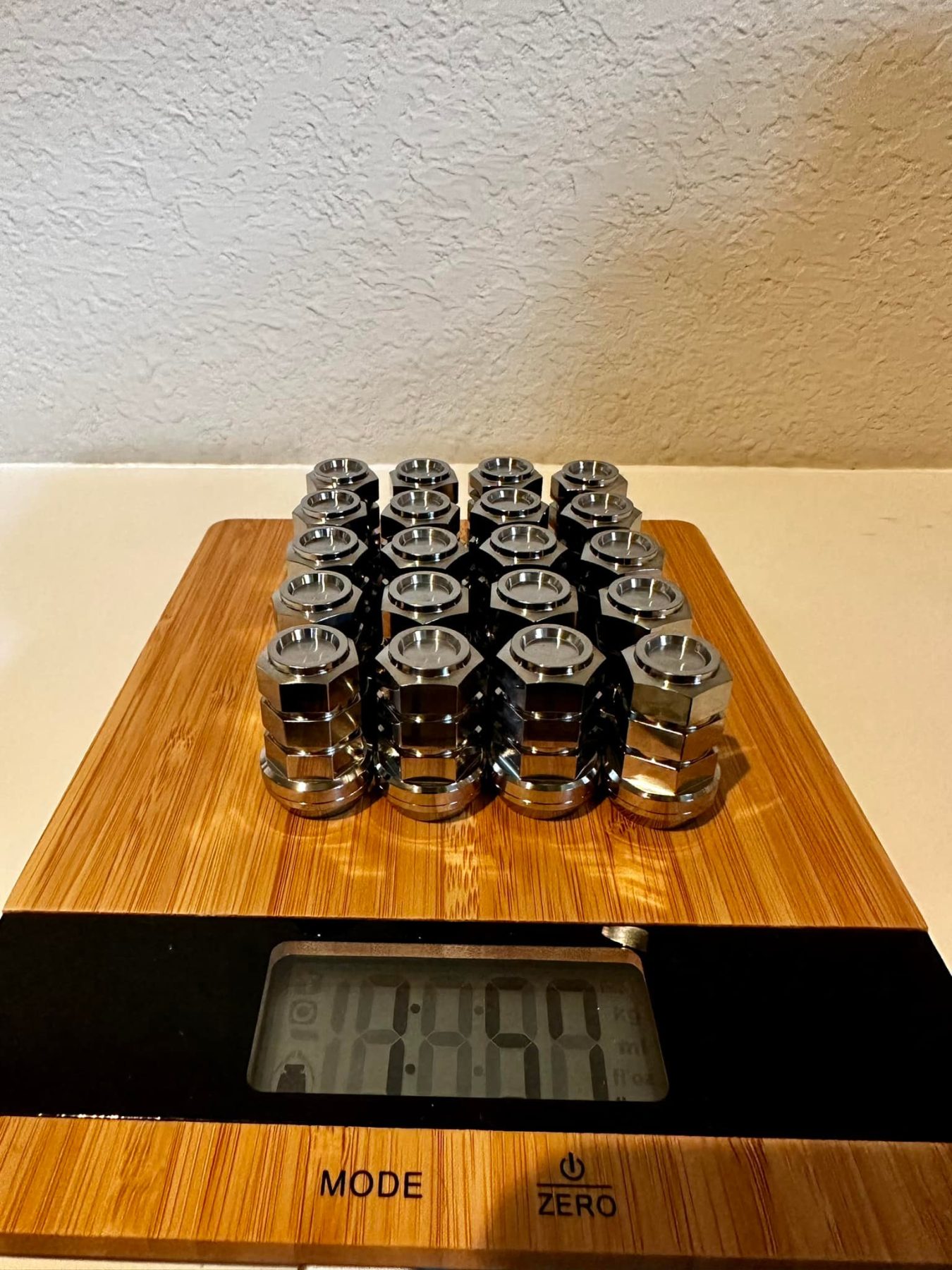 Floating Seat Titanium Lug Nuts (Jeep/Durango) - Image 7