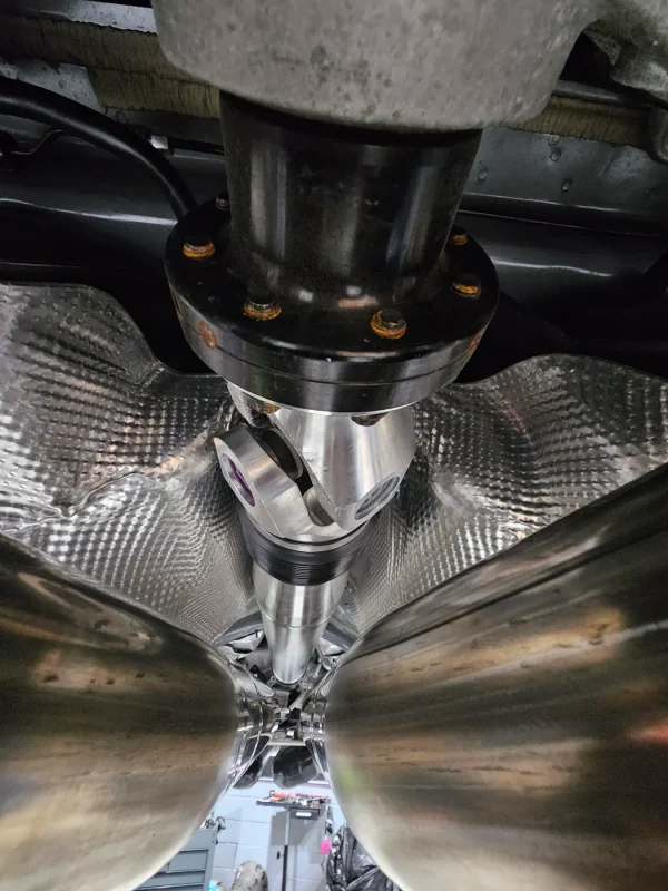 Alternative view of RIPATUNED 4" Aluminum Rear Driveshaft
