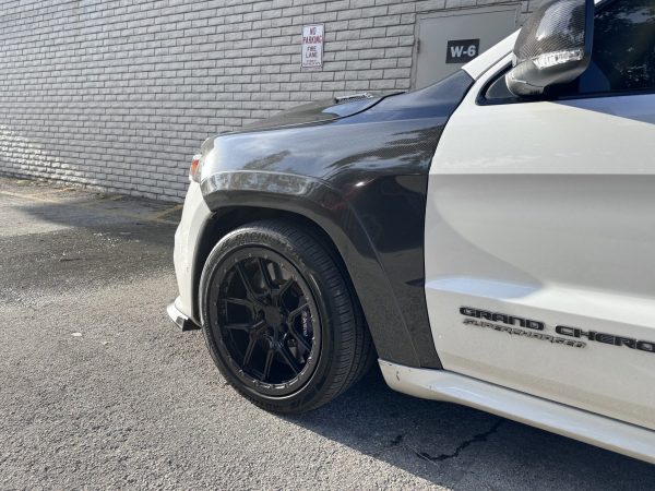 SIGNATURE SERIES Carbon Fiber Fenders (Jeep SRT/Trackhawk) 2012-2021 - Image 2