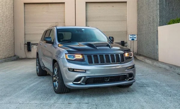 Alternative view of TRUEFIBER LG194 Front Bumper Upper Carbon Fiber Grille (Jeep SRT) 2012-2015